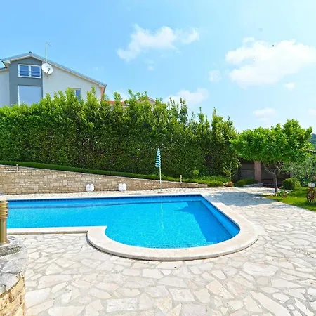 Fuer 2 Personen Ca 44 Qm In Pula, Istrien Istrische Riviera Apartment *