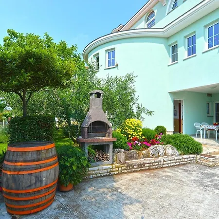 Fuer 2 Personen Ca 44 Qm In Pula, Istrien Istrische Riviera Apartment Pula